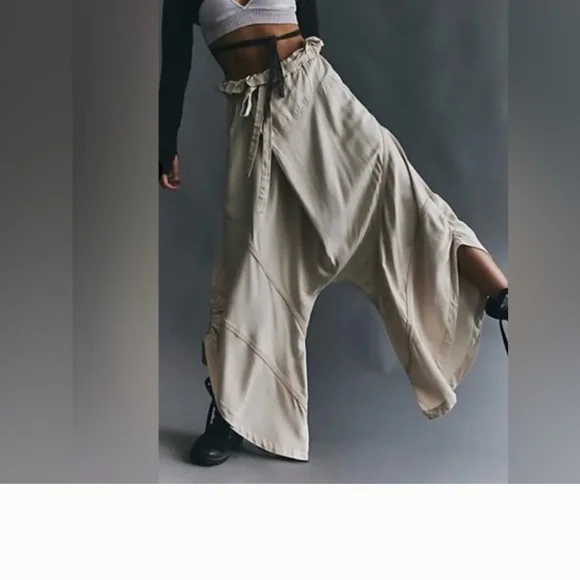 NWOT Free People Harem Women's Pants - Picture 2 of 3